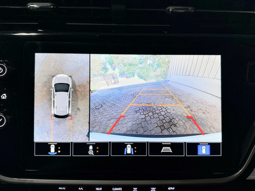 Used 2022 Chevrolet Bolt EUV Premier FWD image 15