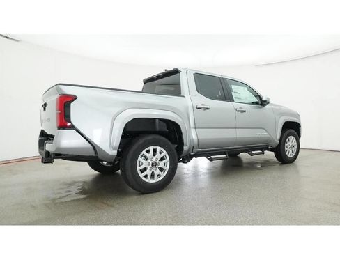 New 2026 Toyota Tacoma SR5 AWD/4WD image 25