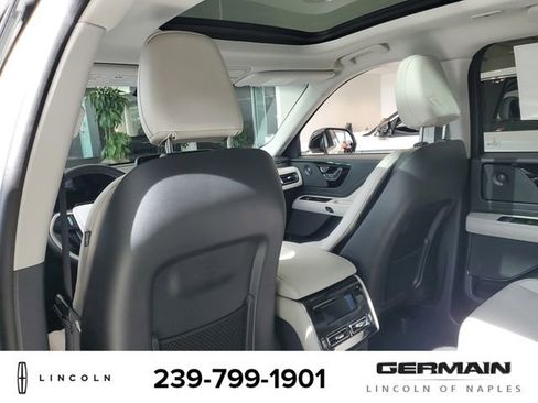 New 2025 Lincoln Aviator 2WD w/ Equipment Group 101A image 20