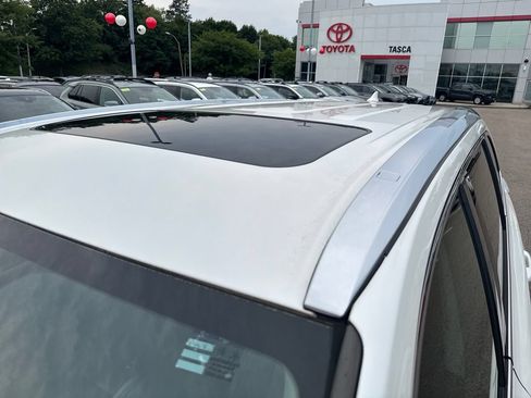 Used 2016 Toyota Highlander XLE AWD/4WD image 44