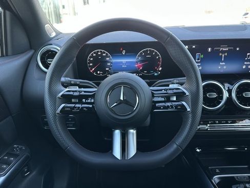 Used 2026 Mercedes-Benz GLA 250 4MATIC image 13