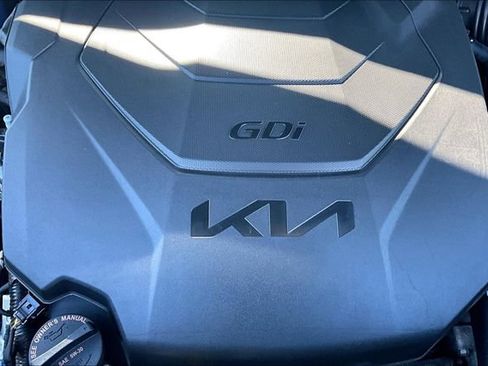 Used 2025 Kia Telluride SX w/ SX Captain's Chair Package AWD/4WD image 35