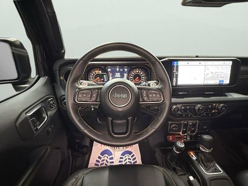 Used 2025 Jeep Wrangler Unlimited Rubicon 392 image 13