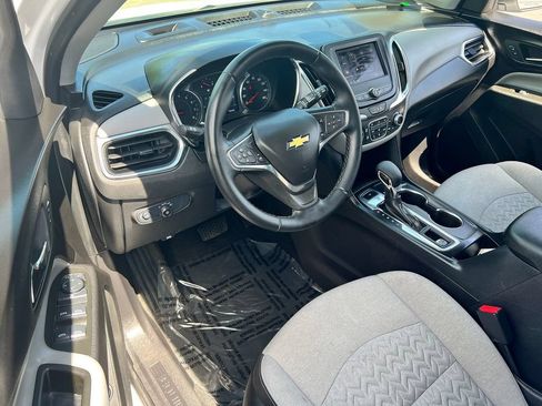 Used 2024 Chevrolet Equinox LT AWD/4WD image 7