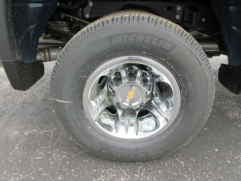 New 2026 Chevrolet Silverado 3500 LT w/ All Star Edition AWD/4WD image 13