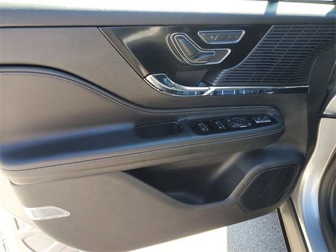 Certified 2021 Lincoln Corsair FWD image 21