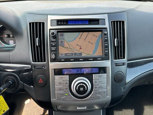 Used 2010 Hyundai Veracruz Limited w/ Navigation Pkg 3 image 10