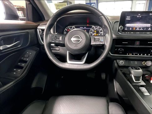 Certified 2023 Nissan Rogue SV w/ SV Premium B Package image 17