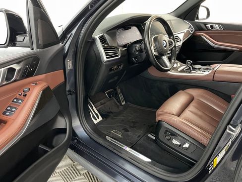 Used 2022 BMW X5 xDrive40i w/ M Sport Package image 25
