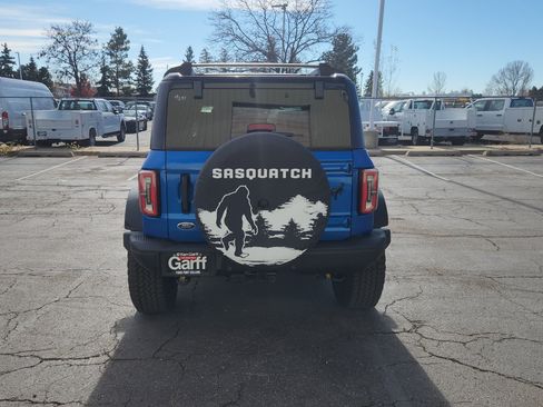 New 2025 Ford Bronco Badlands image 8