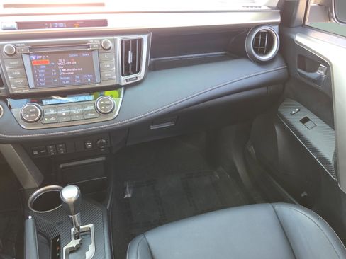 Used 2013 Toyota RAV4 Limited image 14