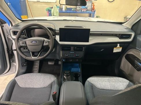 New 2025 Ford Maverick XLT w/ XLT Luxury Package image 10