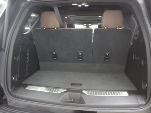 Used 2021 Chevrolet Tahoe High Country image 5