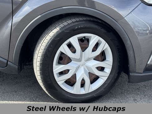 Used 2021 Toyota C-HR LE image 14