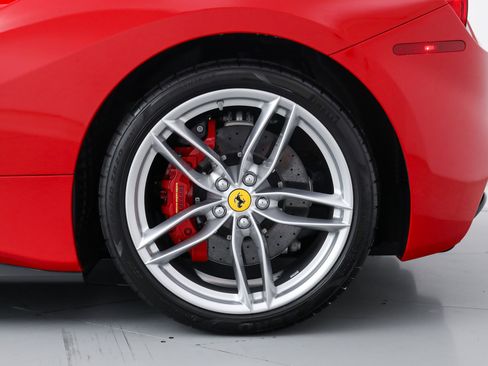 Certified 2019 Ferrari 488 GTB image 40