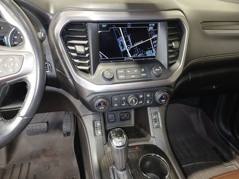 Certified 2017 GMC Acadia SLT image 19