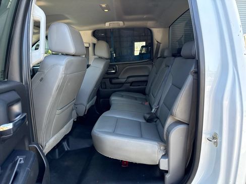 Used 2018 Chevrolet Silverado 3500 W/T RWD image 25