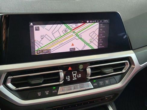 Used 2023 BMW 430i Coupe w/ M Sport Package image 29