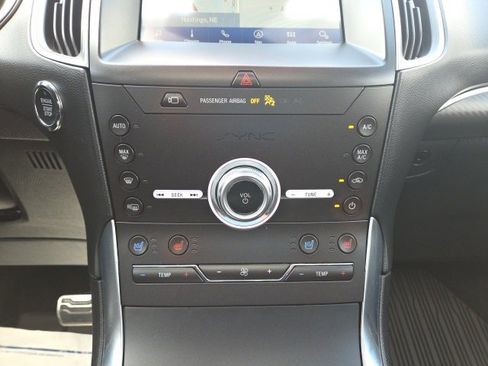 Used 2020 Ford Edge ST w/ Equipment Group 401A image 32