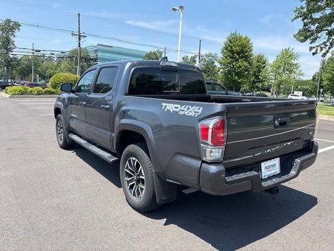 Certified 2023 Toyota Tacoma TRD Sport AWD/4WD image 6
