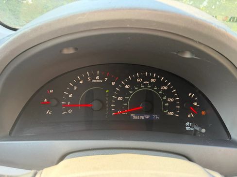 Used 2007 Toyota Camry LE FWD image 25