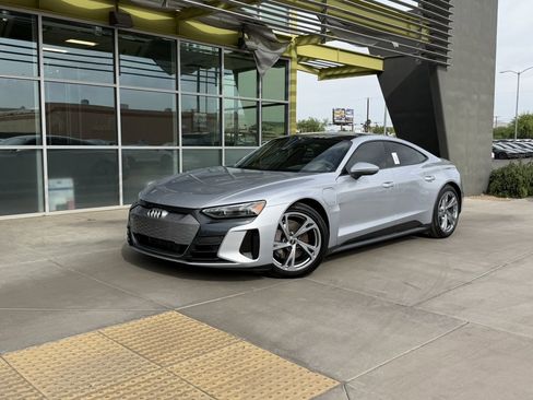 Used 2022 Audi e-tron GT Premium Plus image 1