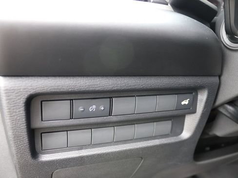 Used 2025 Mitsubishi Outlander SE AWD/4WD image 17