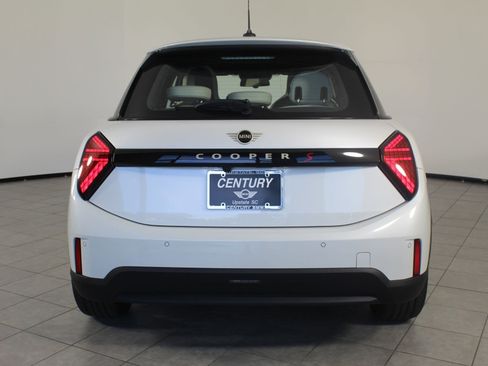 Used 2025 MINI Cooper S image 9