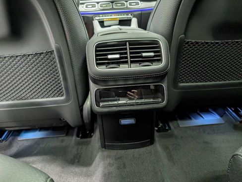 New 2026 Mercedes-Benz GLS 450 4MATIC image 21