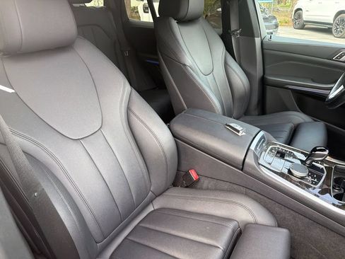 Used 2019 BMW X5 xDrive40i w/ Convenience Package AWD/4WD image 17