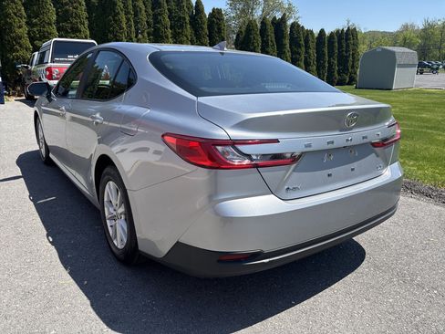 Certified 2025 Toyota Camry LE FWD image 6