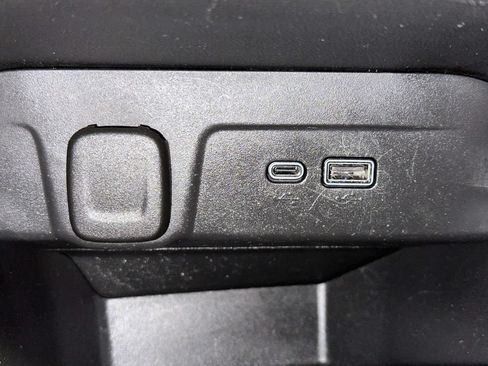 Used 2024 Chevrolet Trax LT w/ Driver Confidence Package FWD image 22
