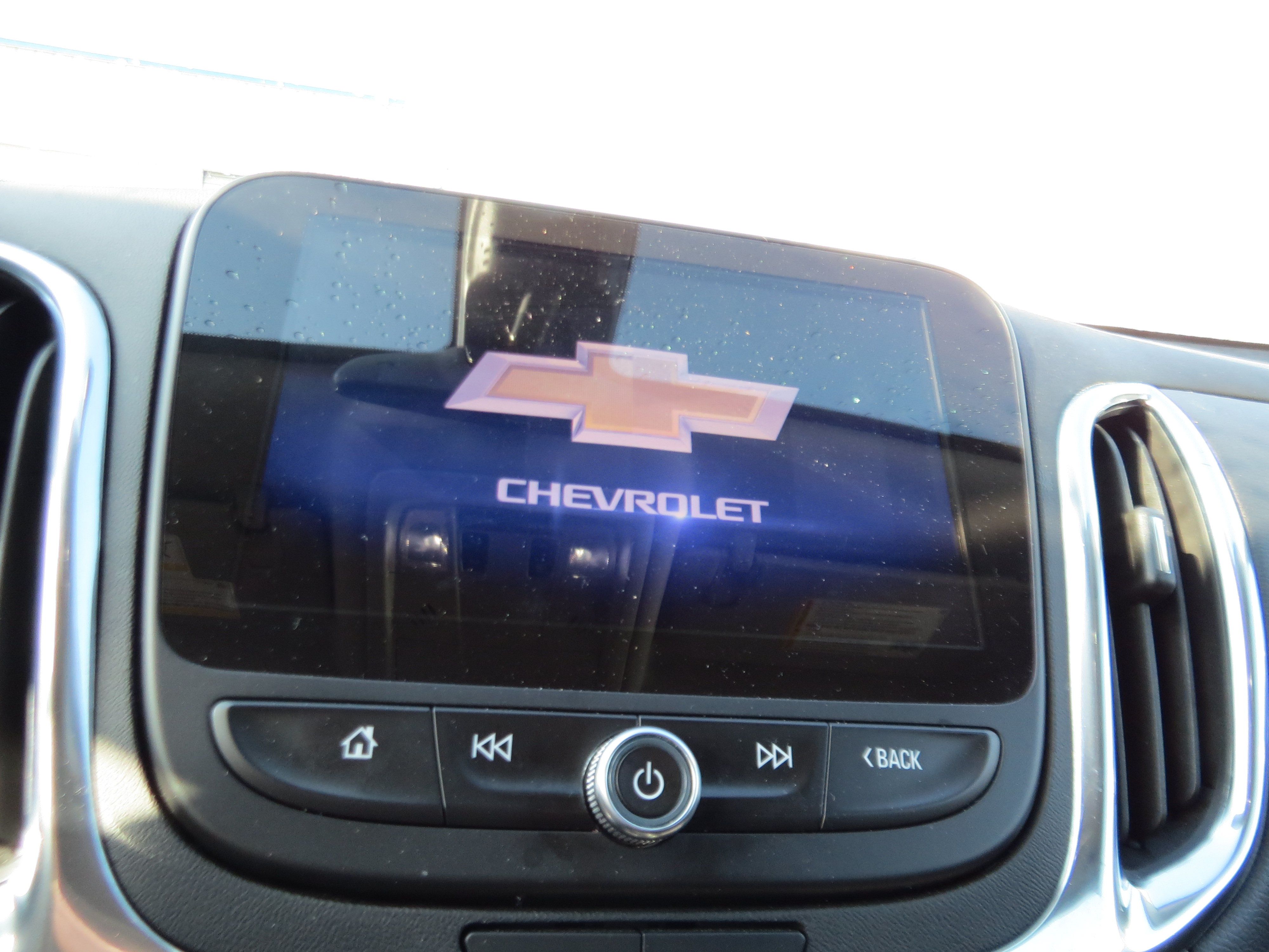 Used 2023 Chevrolet Equinox LT FWD image 16