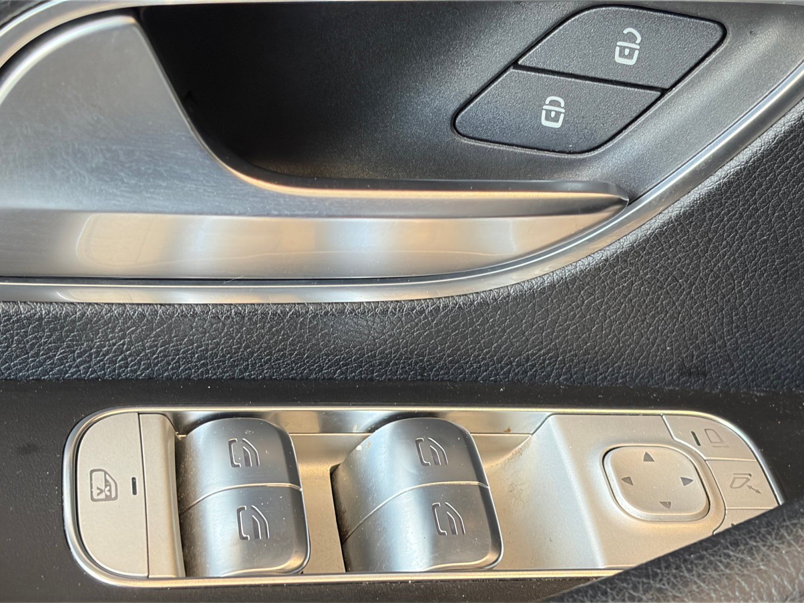 Used 2020 Mercedes-Benz GLE 350 4MATIC image 14