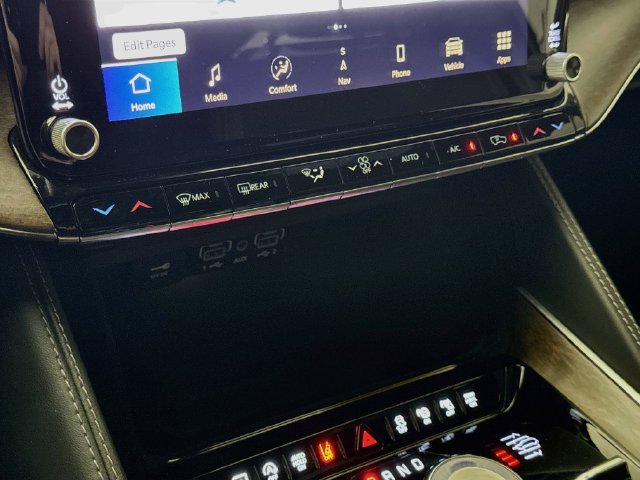 Used 2023 Jeep Grand Wagoneer L 4WD image 15