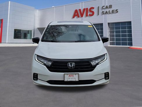 Used 2024 Honda Odyssey Sport image 2