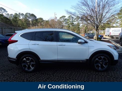 Used 2019 Honda CR-V Touring image 4