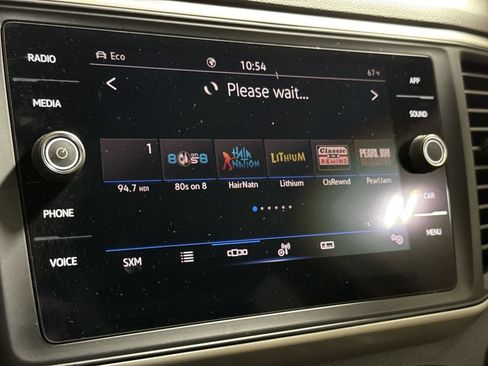 Used 2021 Volkswagen Atlas Cross Sport SE AWD/4WD image 14