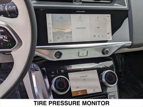 New 2024 Jaguar I-PACE R-Dynamic HSE image 8