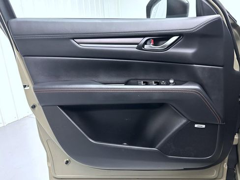 Used 2024 MAZDA CX-5 Carbon Edition image 9
