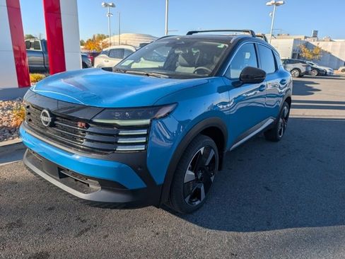 New 2026 Nissan Kicks SR w/ SR Premium Package image 2