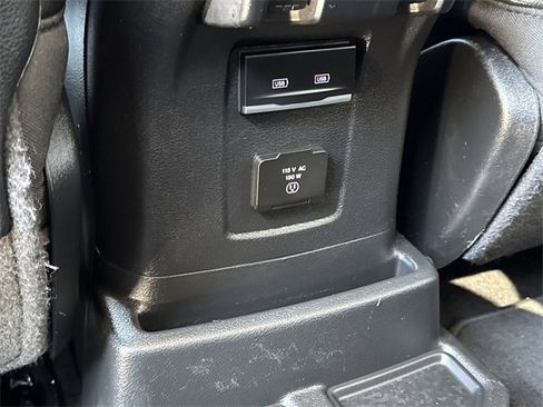 Used 2022 Jeep Wrangler Unlimited Rubicon w/ Trailer Tow Package image 13