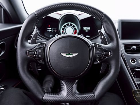Used 2021 Aston Martin DBS Superleggera RWD image 61