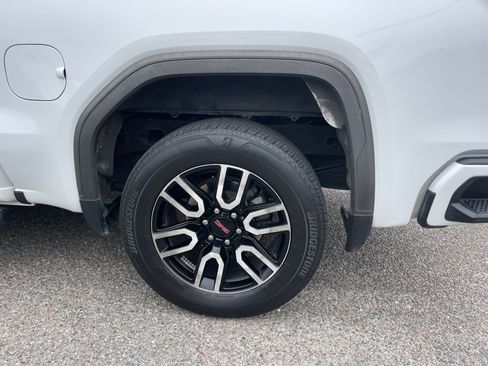 Used 2022 GMC Sierra 1500 Elevation image 13