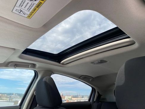 Used 2016 Honda HR-V EX image 15