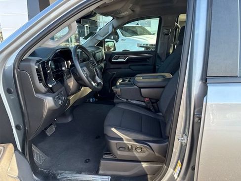Used 2023 Chevrolet Silverado 1500 RST AWD/4WD image 6