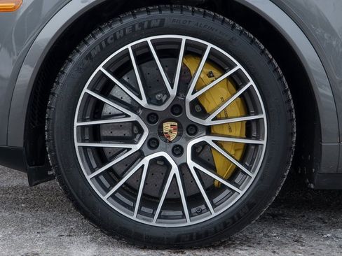 Certified 2020 Porsche Cayenne Turbo S image 12