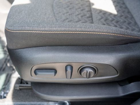 Used 2023 Chevrolet Equinox LT w/ LPO, Floor Liner Package image 18