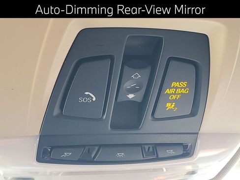 Used 2016 BMW 320i Sedan image 28