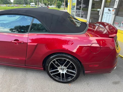 Used 2014 Ford Mustang GT Premium w/ Electronics Package RWD image 5